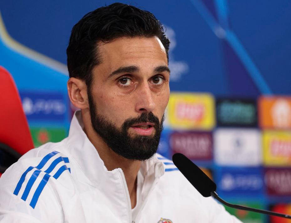 阿韦罗亚：融合安切洛蒂与穆里尼奥风格的优秀教练